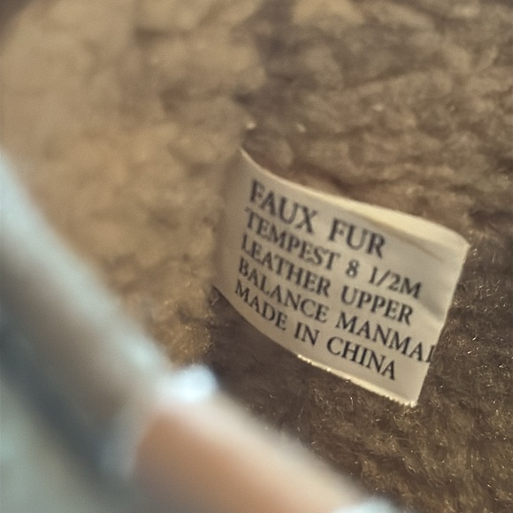 Kelsi Dagger oiled suede leather faux fur side buckle booties boots Sz 8 1/2 - Picture 12 of 12